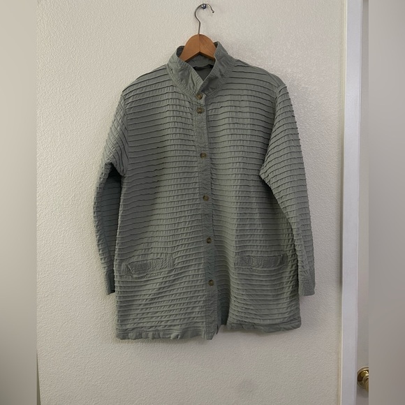 Yacco Maricard Pintuck Stand Collar Shirt Jacket Lagenlook Tunic |Sage Green - Picture 1 of 10